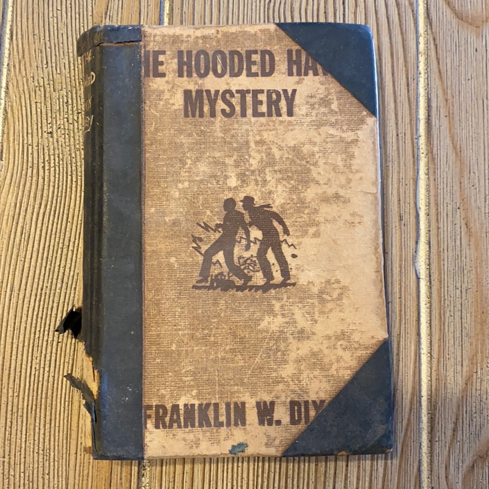 1954 The Hooded Hawk Mystery Hardy Boys Book Franklin W. Dixon